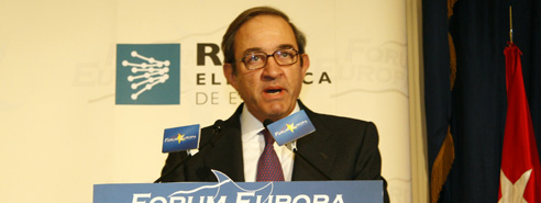 "De la crisis nos sacarán los empresarios"