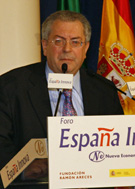 Pide una nueva regulación que facilite traer a España investigadores extranjeros